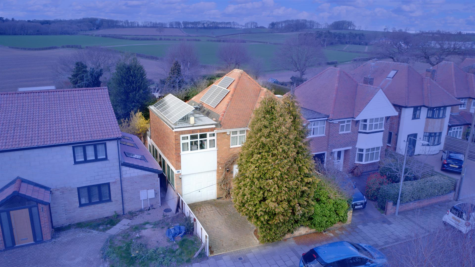 Drive, Redhill Robert Ellis Estate Agents